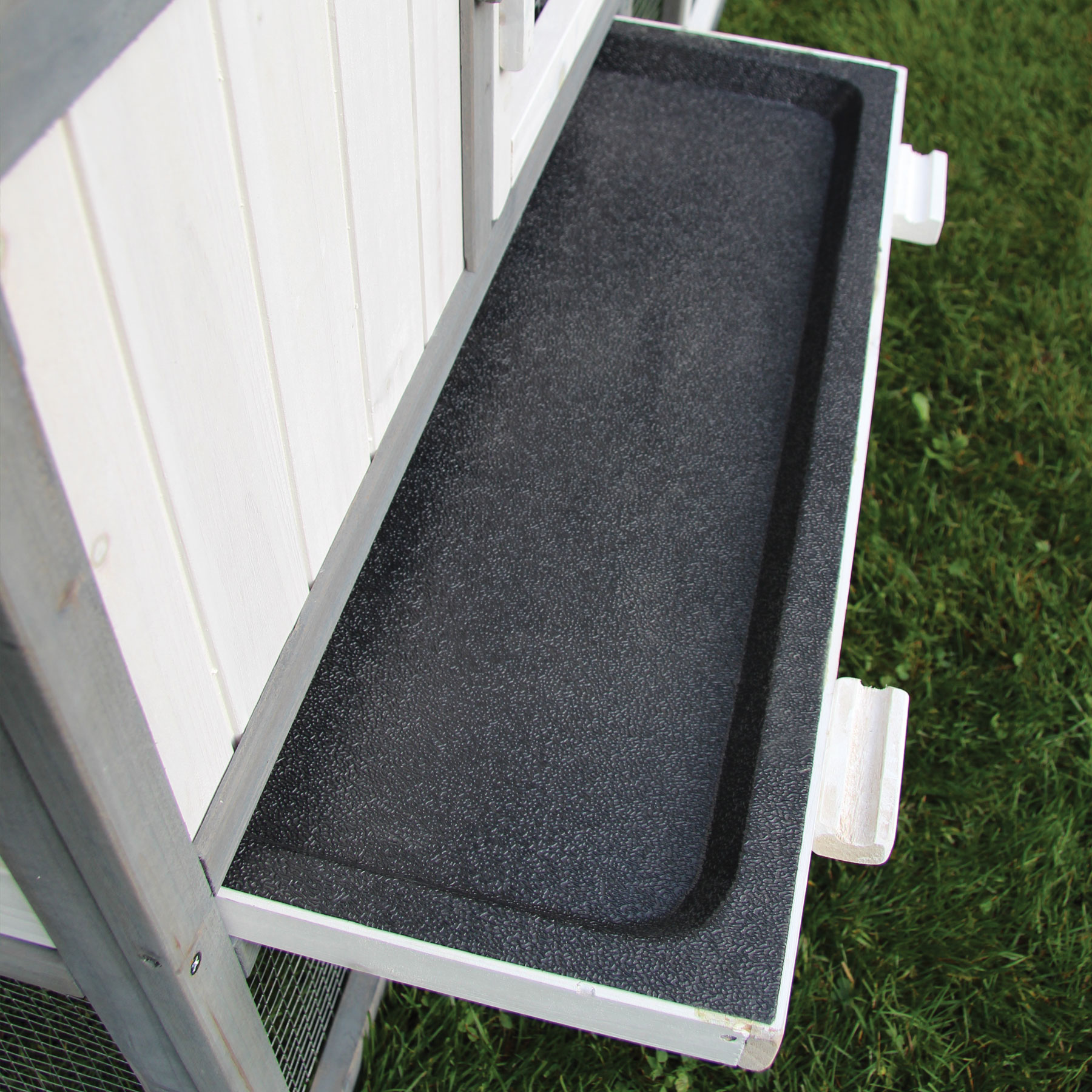 Hasenstall / Kaninchenstall "Klopfer“ - Kleintierstall in Grau / Weiß